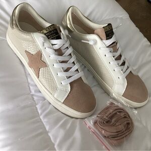 Vintage Havana Sneakers